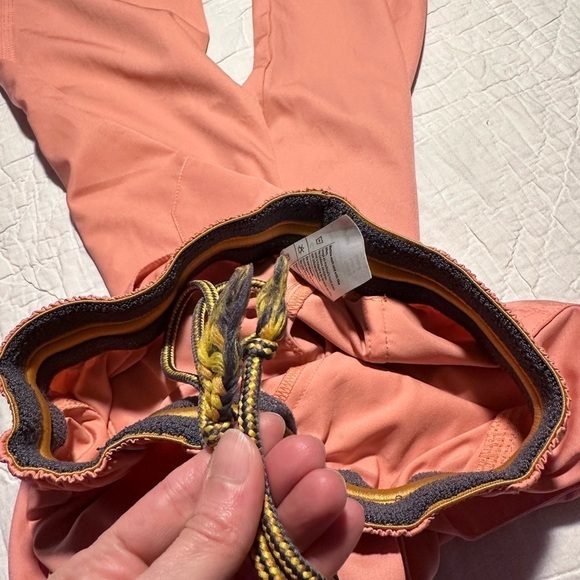 Carhartt Force scrub pants like new drawstring has frayed at ends - Picture 5 of 8